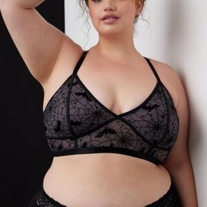 Spooky Flocked Mesh Bralette Size 5 Bats Spiders